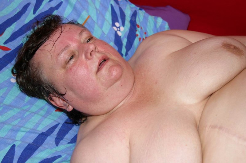 Fat mom's fat fuckhole Fat mom's fat fuckhole