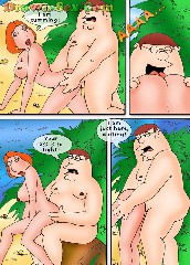 family-dirty-beach